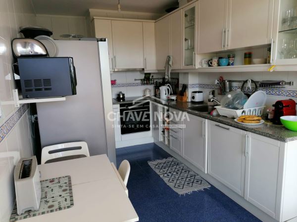 Apartamento T3 à venda na Rua de Serralves ( Boavista) - Porto