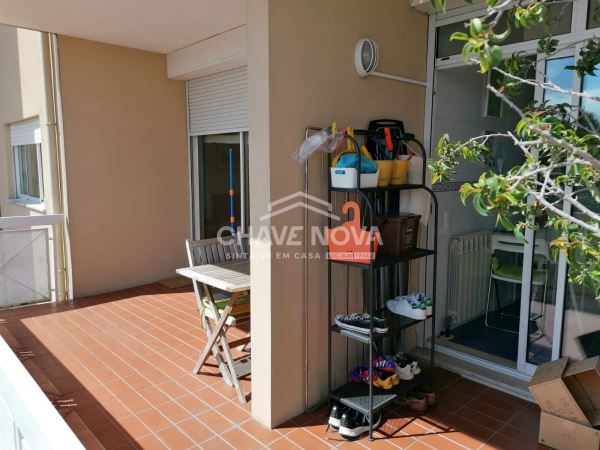 Apartamento T3 à venda na Rua de Serralves ( Boavista) - Porto