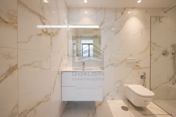APARTAMENTO T1 | 269.000€