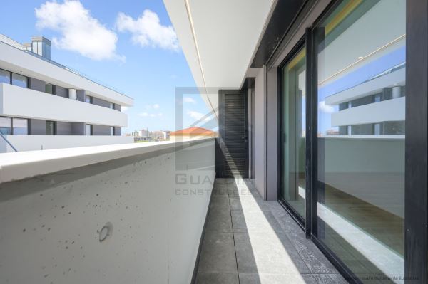 APARTAMENTO T1 | 269.000€