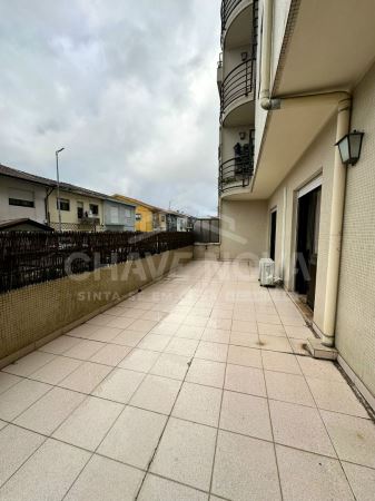 Apartamento T1 com terraço em Rio Tinto - Porto 