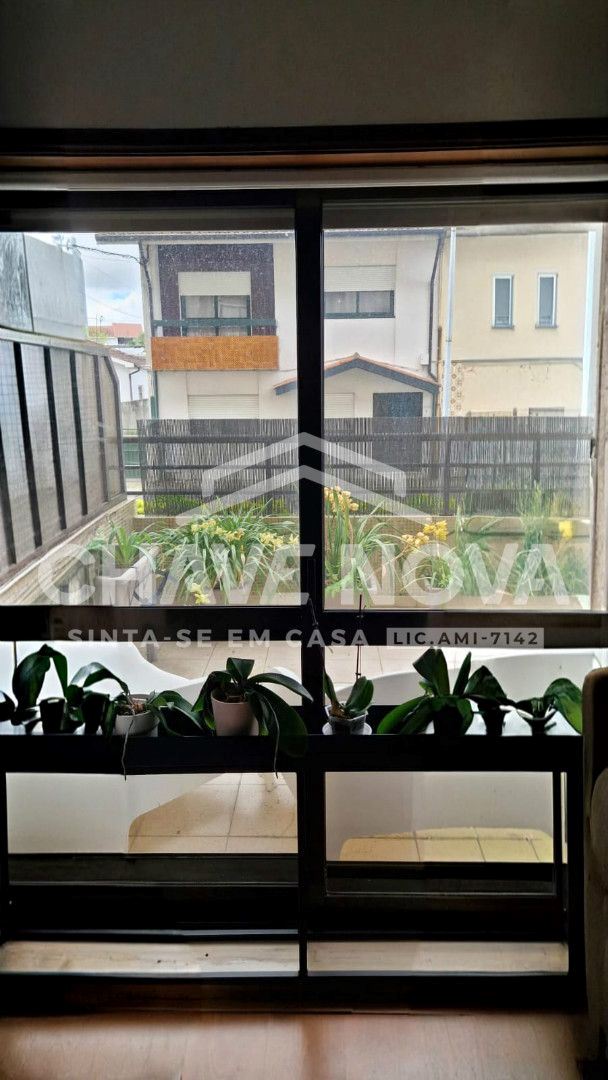 Apartamento T2 com 2 terraços (Nascente e Poente ) Rio Tinto - Porto