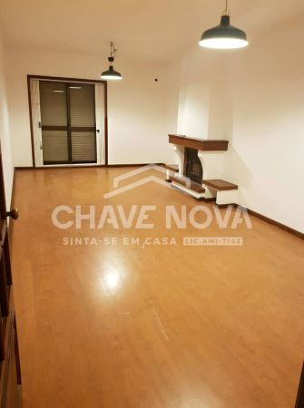 Apartamento T2 com 2 terraços (Nascente e Poente ) Rio Tinto - Porto