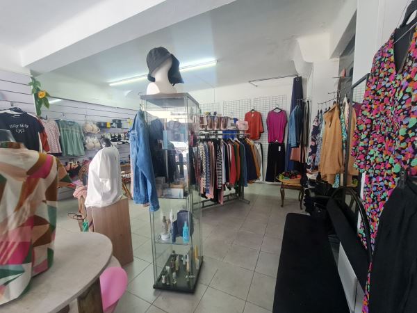 Trespasse de Loja de Roupa em Oliveira do Douro 
