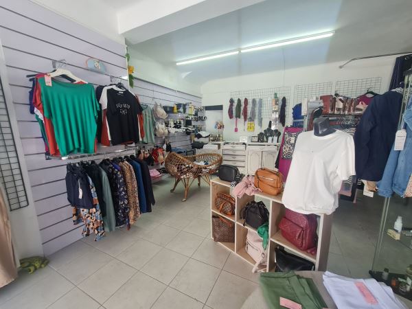 Trespasse de Loja de Roupa em Oliveira do Douro 