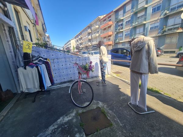 Trespasse de Loja de Roupa em Oliveira do Douro 