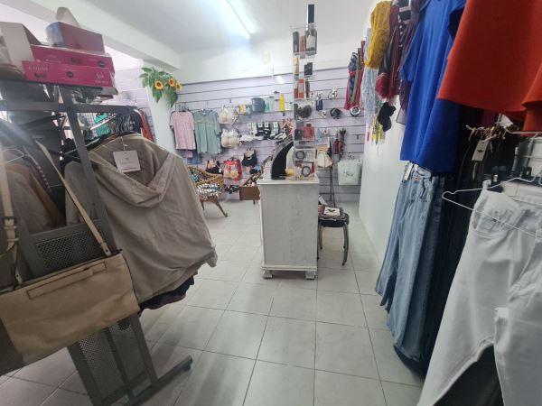 Trespasse de Loja de Roupa em Oliveira do Douro 