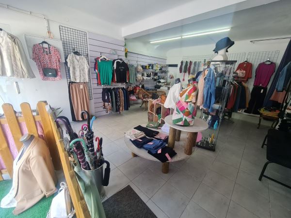 Trespasse de Loja de Roupa em Oliveira do Douro 
