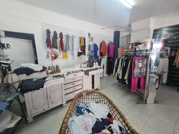 Trespasse de Loja de Roupa em Oliveira do Douro 