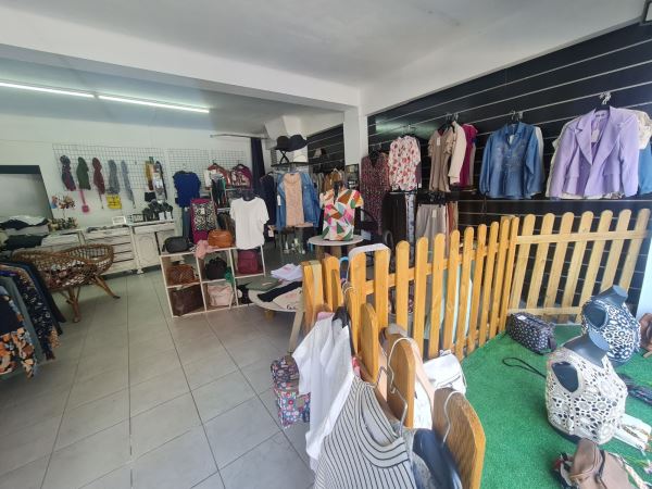 Trespasse de Loja de Roupa em Oliveira do Douro 