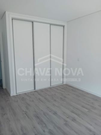 Excelente Moradia Térrea T3+1 com Acabamentos de Luxo em Fernão Ferro – Próximo do Mercado
