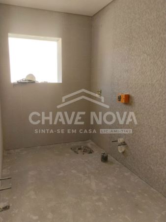 Excelente Moradia Térrea T3+1 com Acabamentos de Luxo em Fernão Ferro – Próximo do Mercado