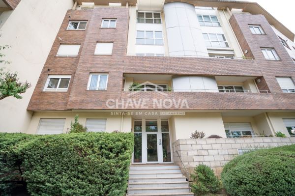 T3 condomínio fechado Arrábida Place