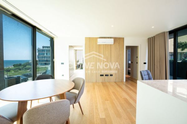 Apartamento T2 Como Novo c/ Vistas Mar em Canidelo (Praia de Lavadores)