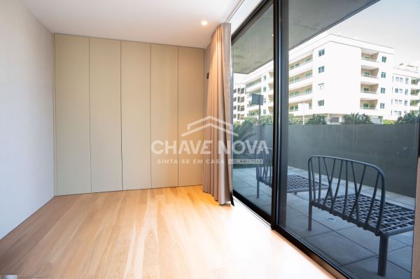 Apartamento T2 Como Novo c/ Vistas Mar em Canidelo (Praia de Lavadores)