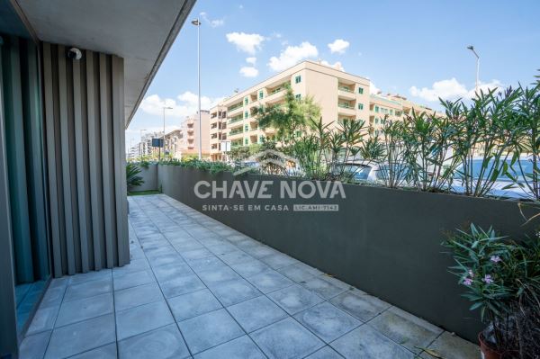 Apartamento T2 Como Novo c/ Vistas Mar em Canidelo (Praia de Lavadores)