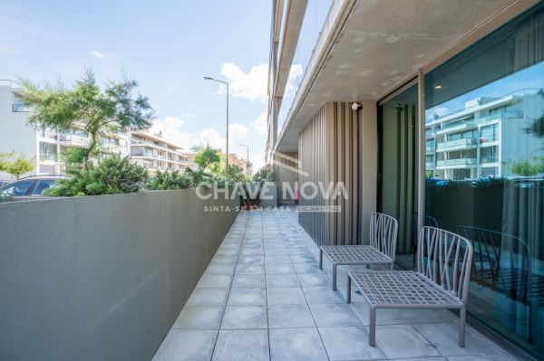 Apartamento T2 Como Novo c/ Vistas Mar em Canidelo (Praia de Lavadores)