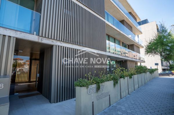 Apartamento T2 Como Novo c/ Vistas Mar em Canidelo (Praia de Lavadores)