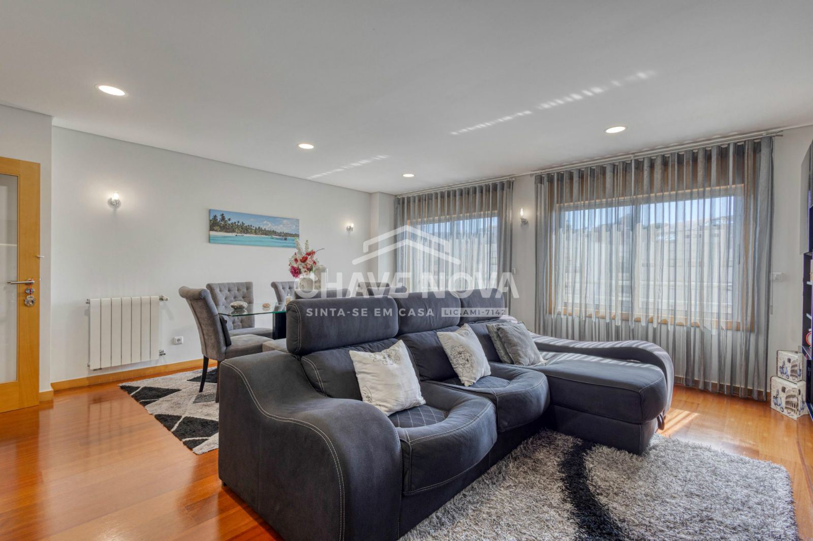 Apartamento T3 Dúplex c/ Lugar de Garagem Duplo Centro de Gaia (Avª da República)