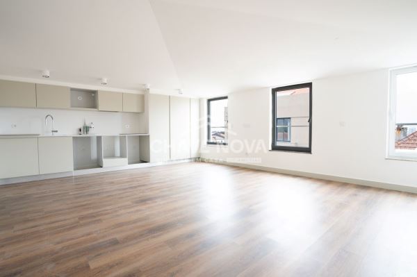 Apartamento novo T2 Duplex  em Bonjardim 