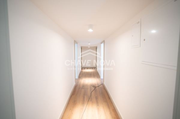 Apartamento novo T2 Duplex  em Bonjardim 