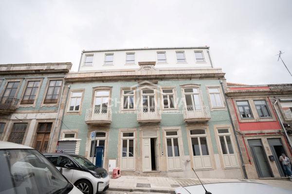 Apartamento novo T2 Duplex  em Bonjardim 