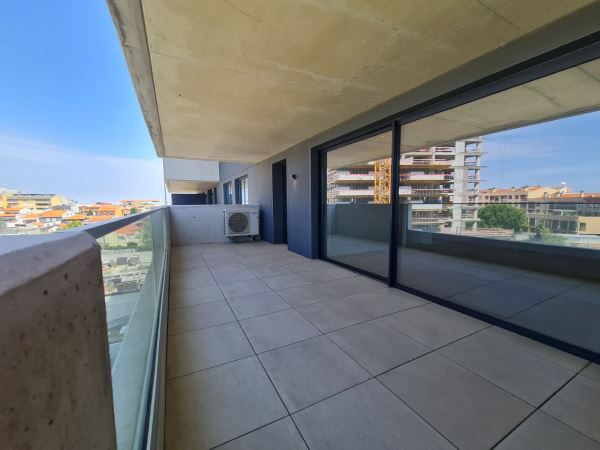 Apartamento T3 de Luxo em Leça da Palmeira com vista Mar 