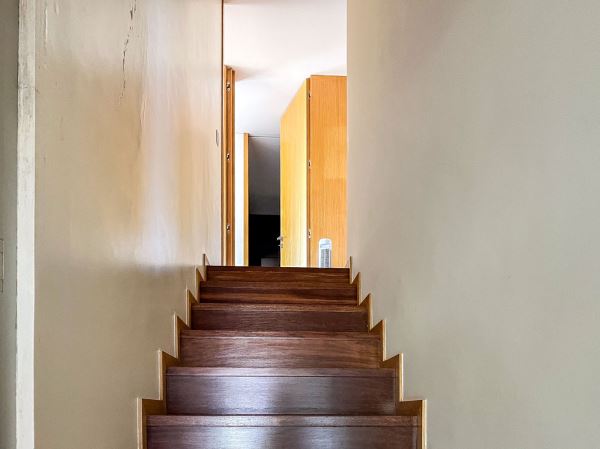 T3 Duplex Moderno com Suíte, Garagem e Excelente Localização!