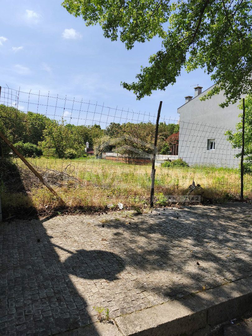  Terreno para construção em Moreira da Maia