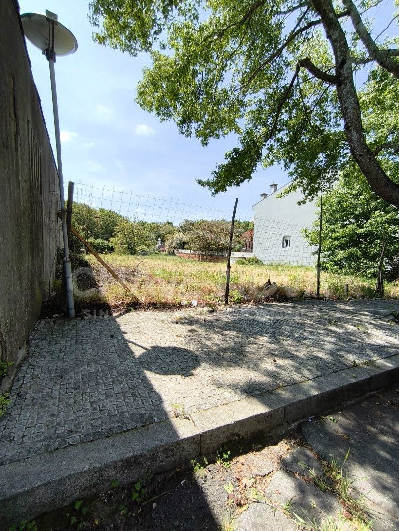  Terreno para construção em Moreira da Maia