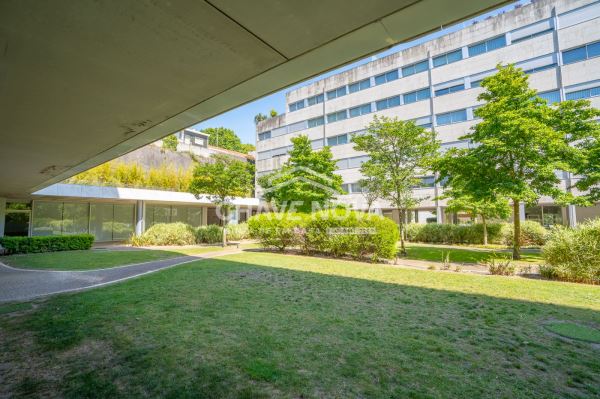 Apartamento T5 no Fluvial Lux Gardens – Porto