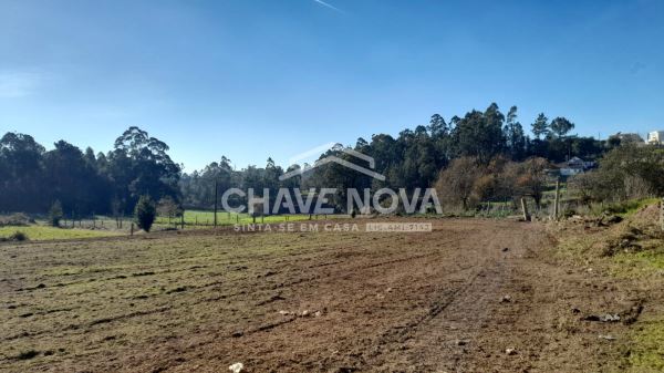 Land for sale in Vila Verde, Portugal — €180,000
