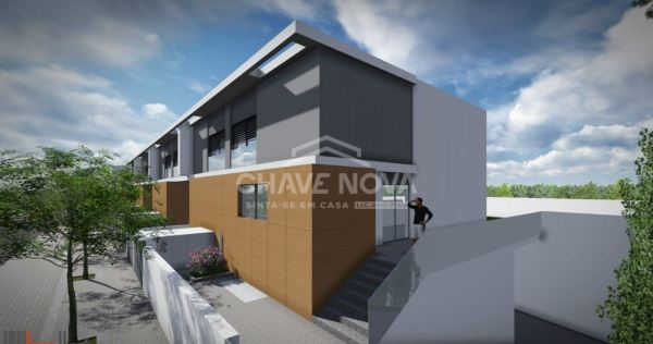 Moradia T3 em Águas Santas, Maia