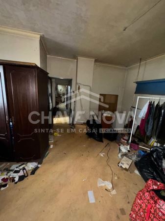 Apartamento T3 com Box Autónoma no Bonfim – Oportunidade para Investimento