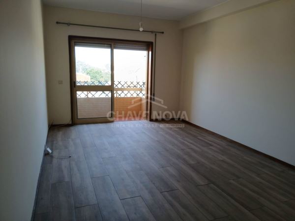 Apartamento T2 em Rio Tinto, próximo do metro