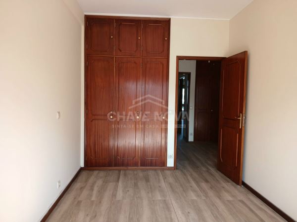 Apartamento T2 em Rio Tinto, próximo do metro