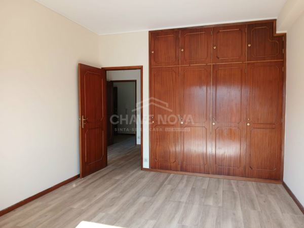 Apartamento T2 em Rio Tinto, próximo do metro