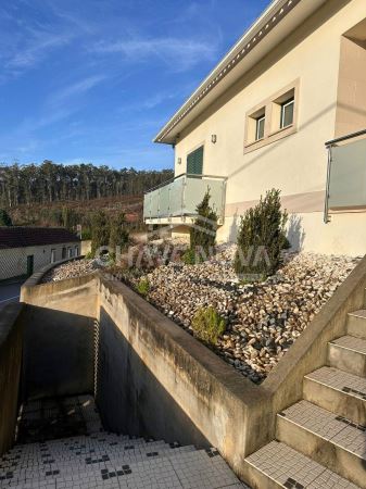 Moradia Isolada T3 à Venda em Albergaria-a-Velha – 350.000€