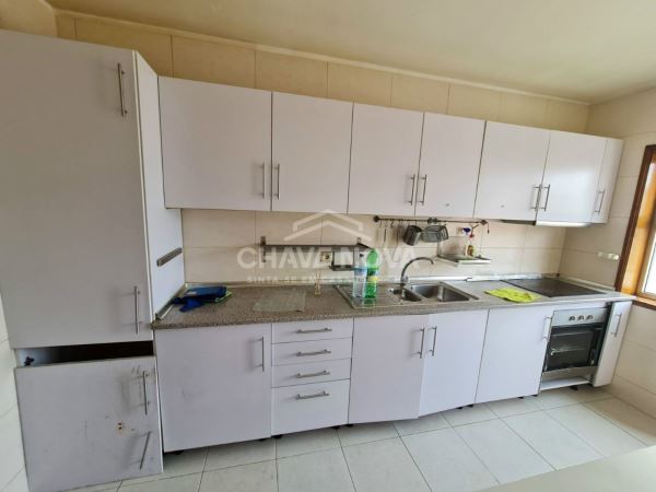 Apartamento T2+1 com 3 varandas, barbecue e garagem box no centro de Vila Nova de Gaia