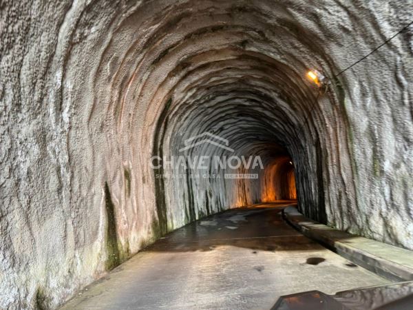 Moradia T2+1 no Seixal na Ribeira Funda (Para Remodelar)
