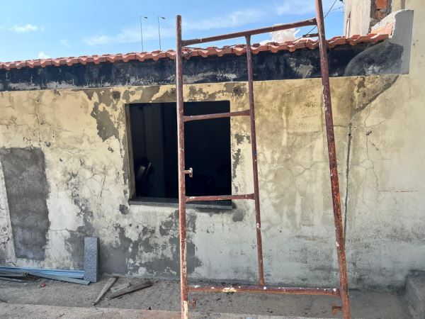 Casa térrea T1 de 3 frentes