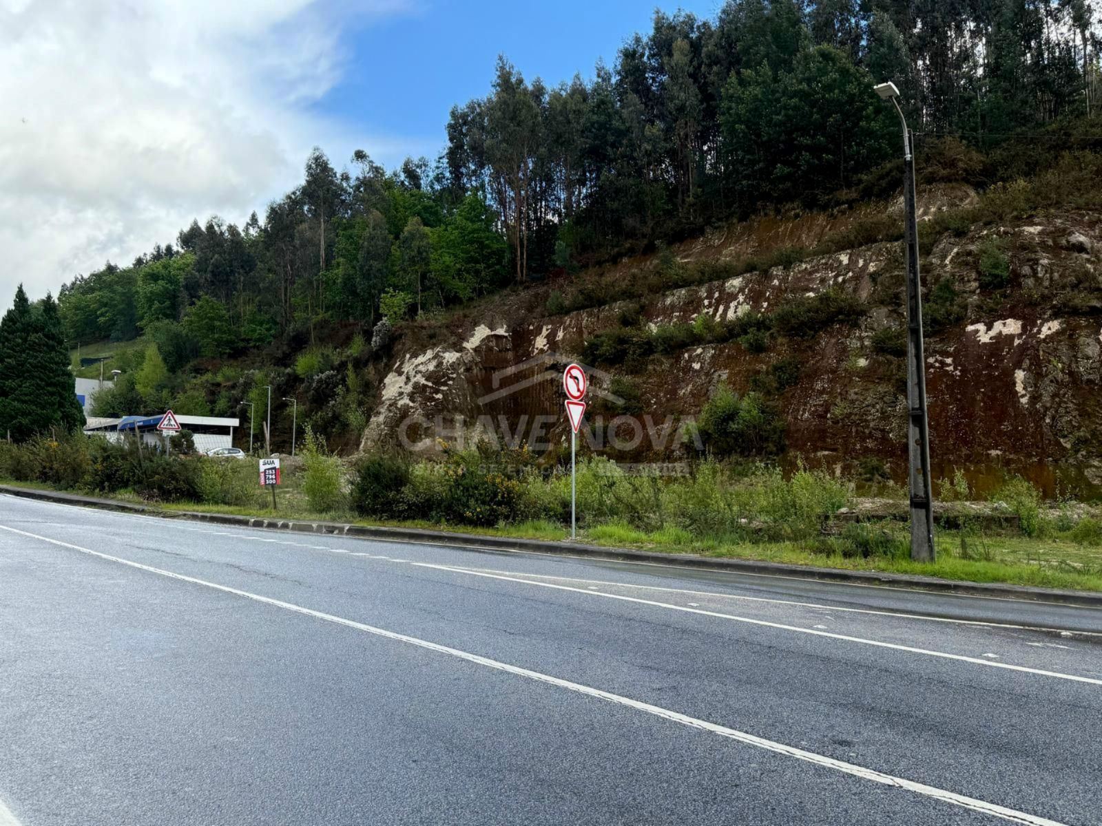 Terreno Comércio / Armazém para Venda em Eira Vedra