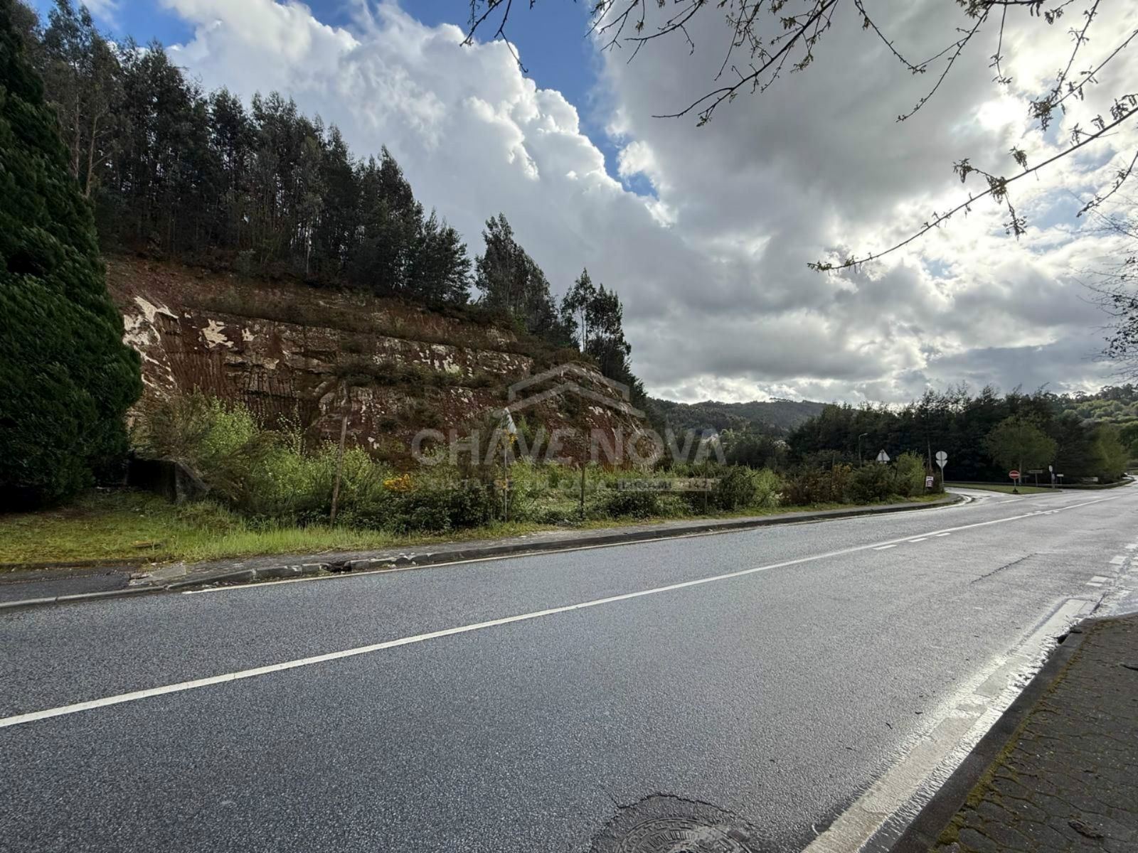 Terreno Comércio / Armazém para Venda em Eira Vedra