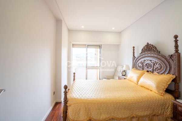 Apartamento T3 — Como Novo | Braga
