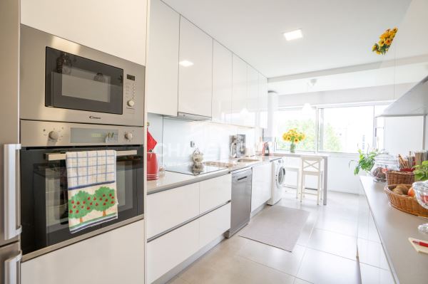 Apartamento T3 — Como Novo | Braga