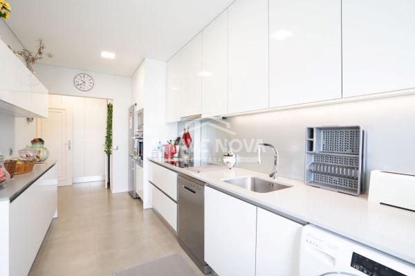 Apartamento T3 — Como Novo | Braga