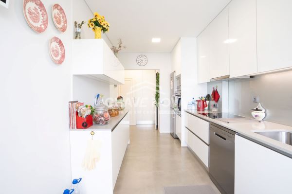 Apartamento T3 — Como Novo | Braga