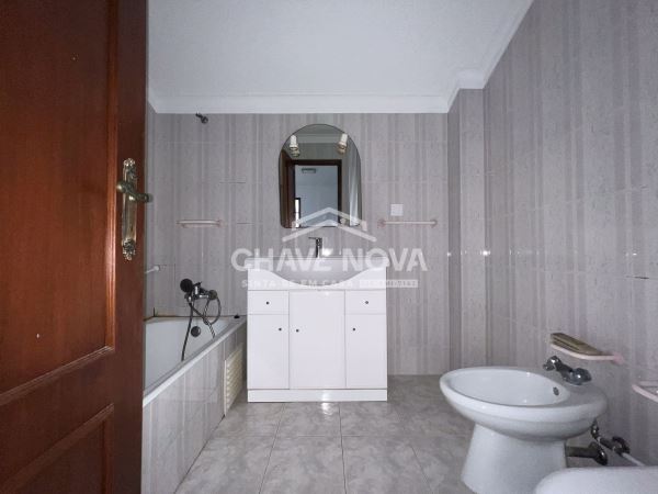 Apartamento T3 - Mafamude e Vilar do Paraíso