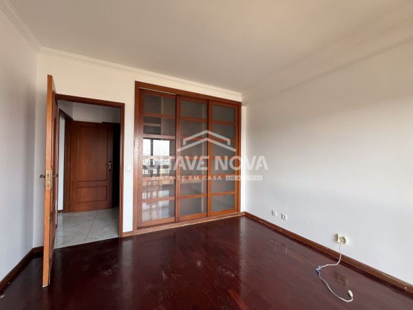 Apartamento T3 - Mafamude e Vilar do Paraíso
