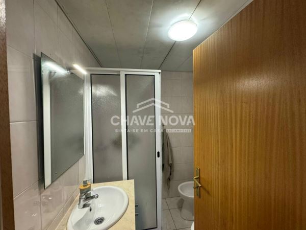 Apartamento T2 Renovado - Caniço (Garajau)